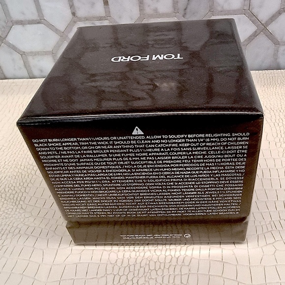 TOM FORD F**KING Fabulous Scent Candle Bougie Factory Sealed - Picture 6 of 8